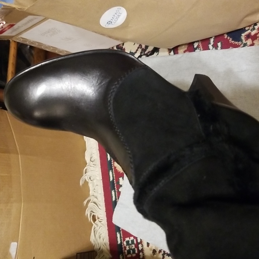 Absolutely gorgeous Hogan Black Boots - Picture 7 of 12